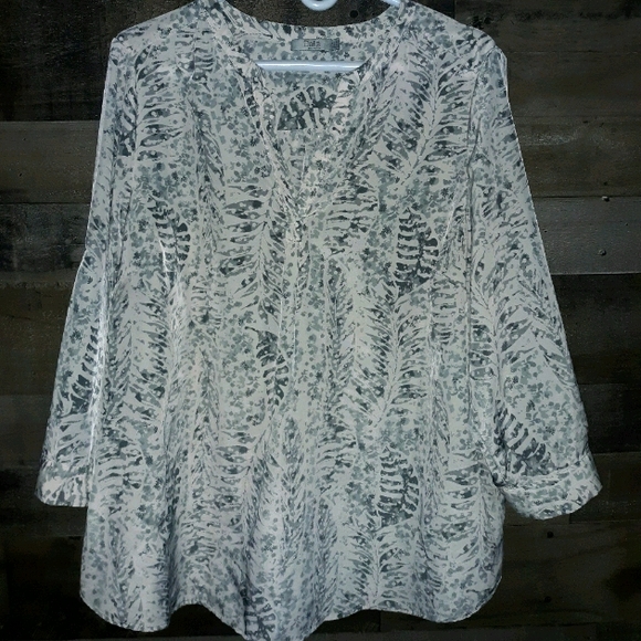 Dalia Tops - Dalia brand blouse